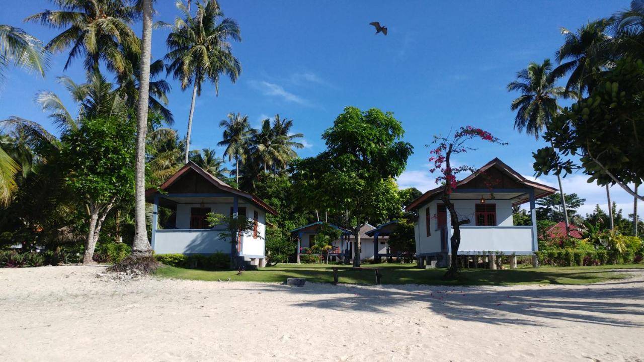 New Raya - Nias Beach Bungalows Lagudri 外观 照片